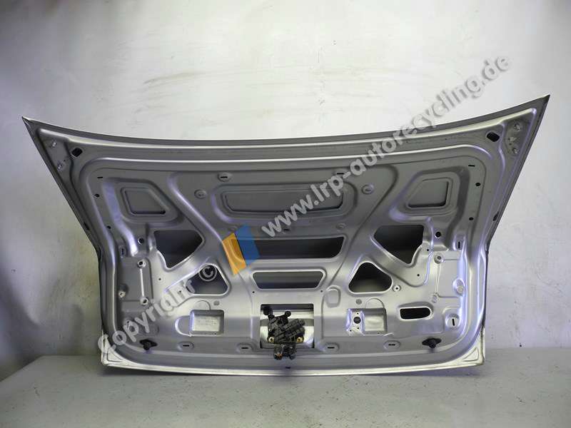 Audi A8 D3 4E BJ2002 original Heckklappe LY7W-Lichtsilber